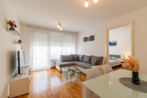 Flexible SelfCheckIns 56 - Zagreb - Garage - Loggia - New